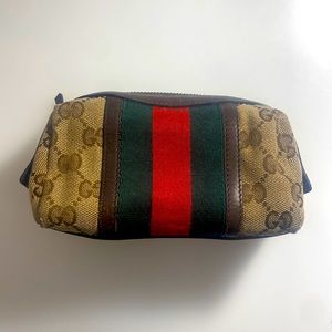 Gucci Makeup Zipper Pouch Monogram w/ Leather TrmGood Condition Classic Monogram